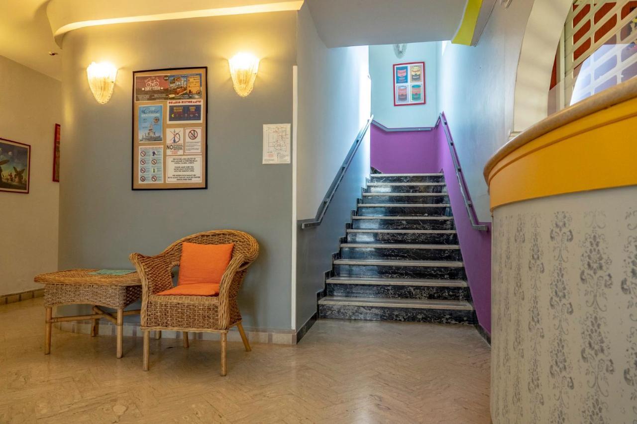 רימיני Hotel Morfeo - Young People Hotels (Adults Only) מראה חיצוני תמונה