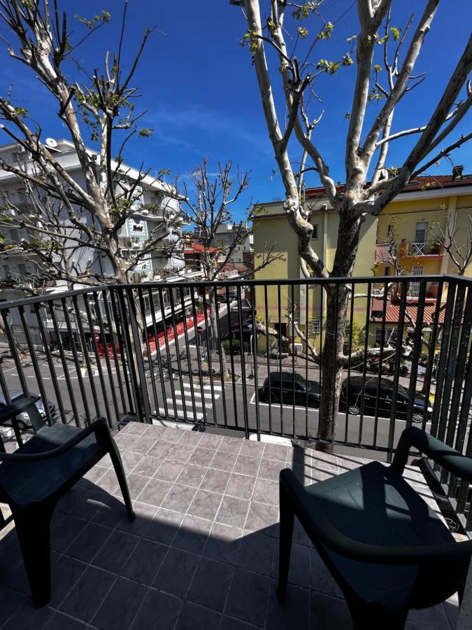 רימיני Hotel Morfeo - Young People Hotels (Adults Only) מראה חיצוני תמונה