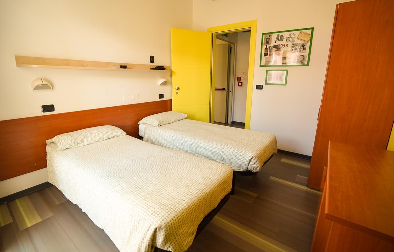 רימיני Hotel Morfeo - Young People Hotels (Adults Only) מראה חיצוני תמונה