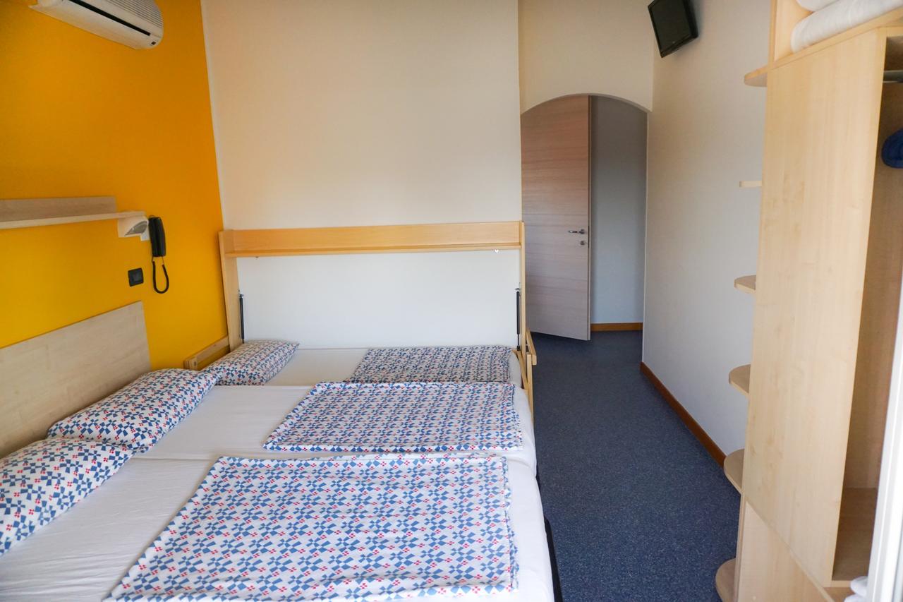 רימיני Hotel Morfeo - Young People Hotels (Adults Only) מראה חיצוני תמונה